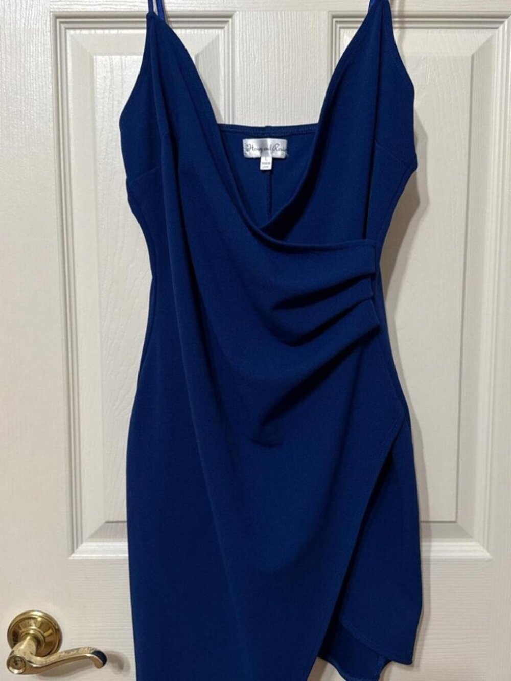 Royal blue mini bodycon dress with asymmetrical design #partydress #goingout